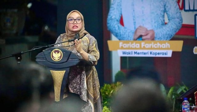 Wakil-Menteri-Koperasi_-Wamenkop-Farida-Farichah