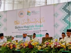 KSPPS BMT Mandiri Sejahtera Jatim Perkuat Sinergi Ekonomi dengan Ponpes Darul Faqih Lamongan General Manajer KSPPS BMT Mandiri Sejahtera saat menghadiri Maulid Nabi Muhammad SAW di Ponpes Darul Faqih Lamongan