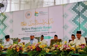 KSPPS BMT Mandiri Sejahtera Jatim Perkuat Sinergi Ekonomi dengan Ponpes Darul Faqih Lamongan General Manajer KSPPS BMT Mandiri Sejahtera saat menghadiri Maulid Nabi Muhammad SAW di Ponpes Darul Faqih Lamongan