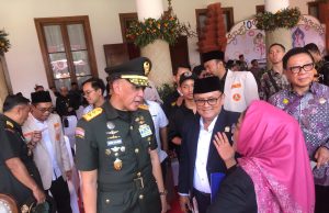 HUT ke-81 Provinsi Jawa Timur, Dekopinwil Jatim Ajak Gerakan Koperasi Perkuat Tata Kelola Koperasi Modern Berbasis Digital Ketua Dekopinwil Jatim saat menghadiri HUT Jawa Timur Ke-81